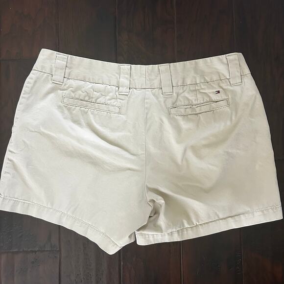 Women's Tommy Hilfiger 100% cotton Khaki Chino Shorts sz 12 Preppy Normcore - Picture 4 of 9
